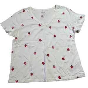 Old Navy Everywear 🍓strawberry print tee Women’s Medium